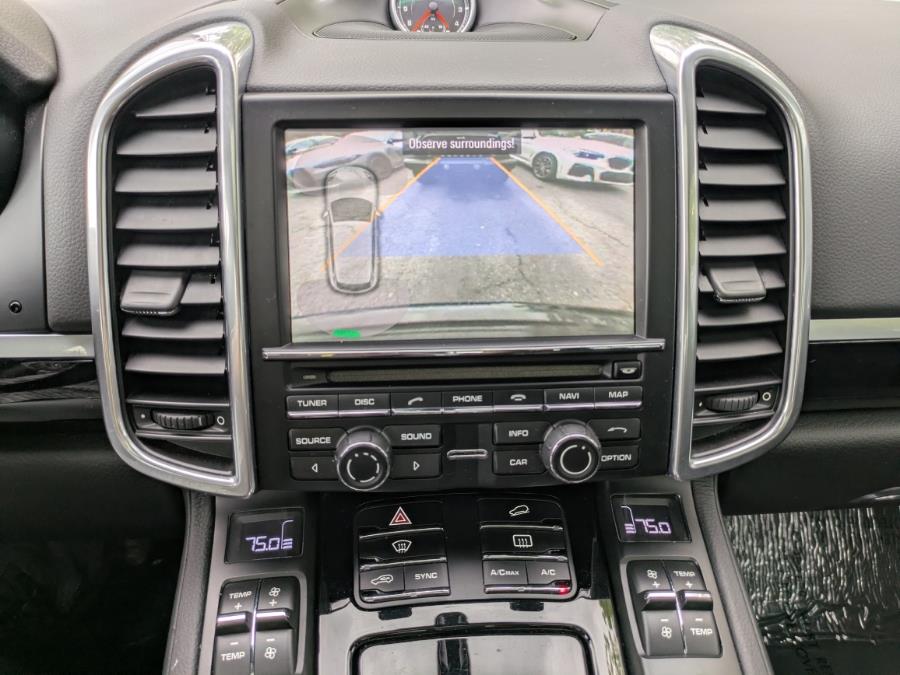 2014 Porsche Cayenne photo