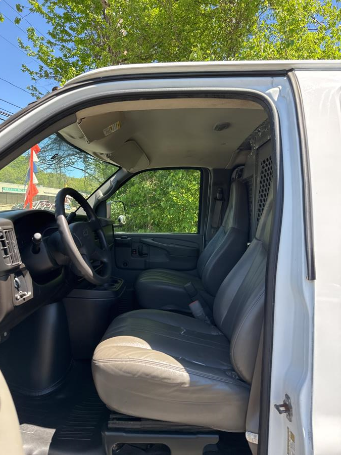 2005 Chevrolet Express 3500 3500 photo