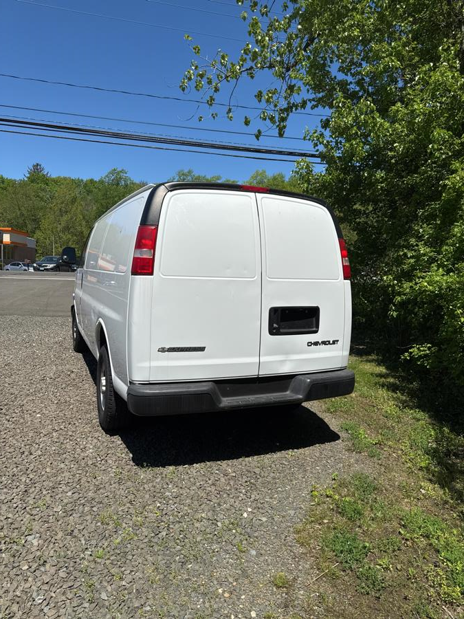 2005 Chevrolet Express 3500 3500 photo
