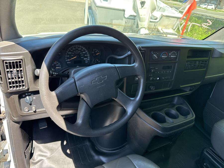 2005 Chevrolet Express 3500 3500 photo