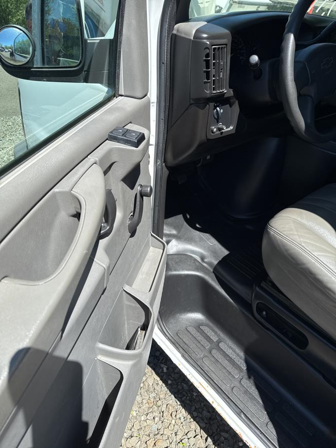 2005 Chevrolet Express 3500 3500 photo