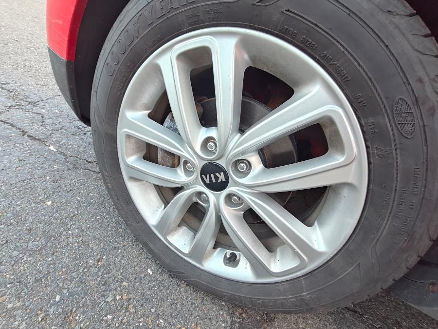 2017 Kia Soul + Auto photo