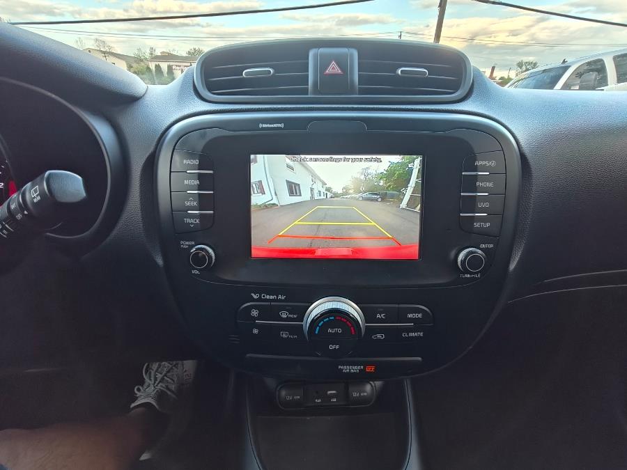 2017 Kia Soul + Auto photo