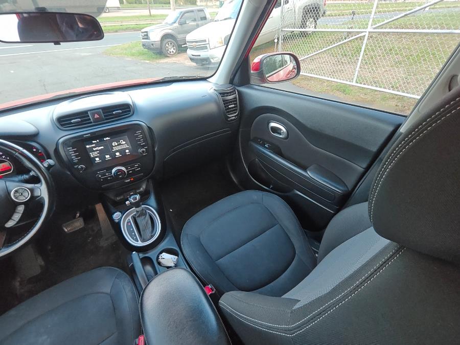 2017 Kia Soul + Auto photo