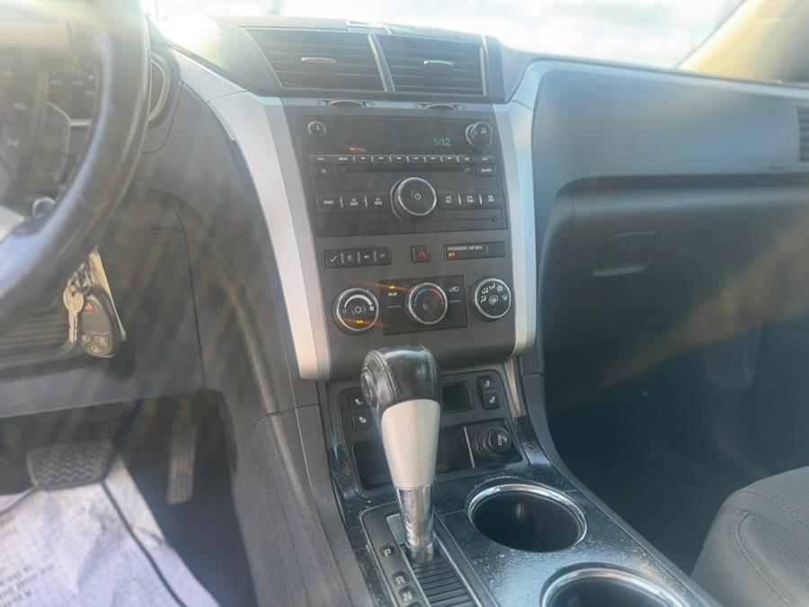 2012 Chevrolet Traverse LT photo
