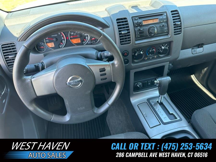 2011 Nissan Pathfinder S photo