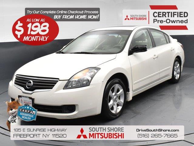 The 2008 Nissan Altima 2.5 S photos