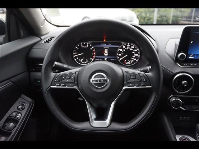 2023 Nissan Sentra SV photo