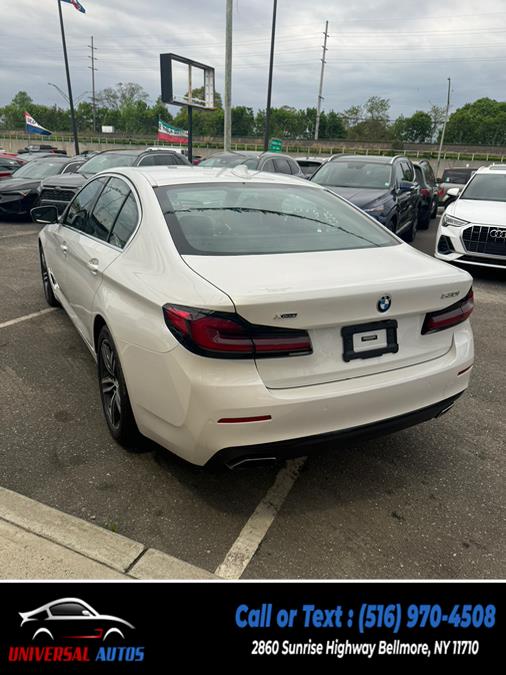 2021 BMW 5-Series 530i xDrive Sedan photo