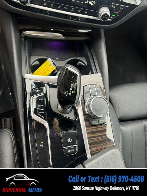 2021 BMW 5-Series 530i xDrive Sedan photo