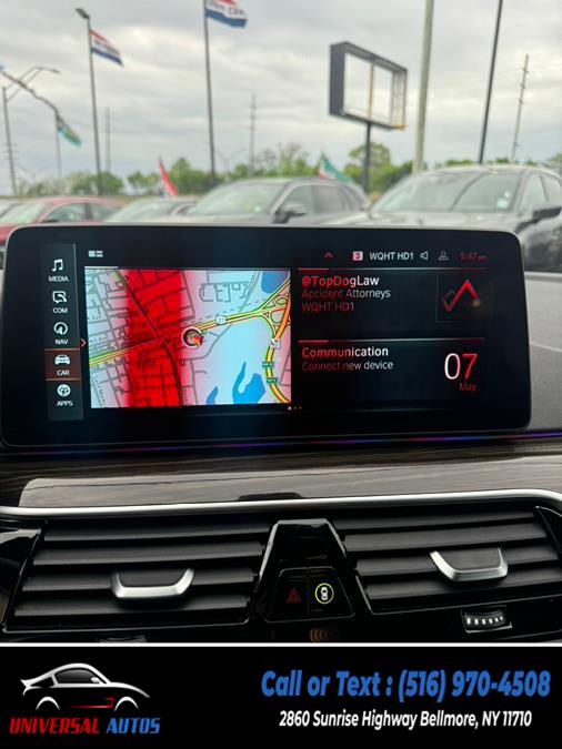 2021 BMW 5-Series 530i xDrive Sedan photo