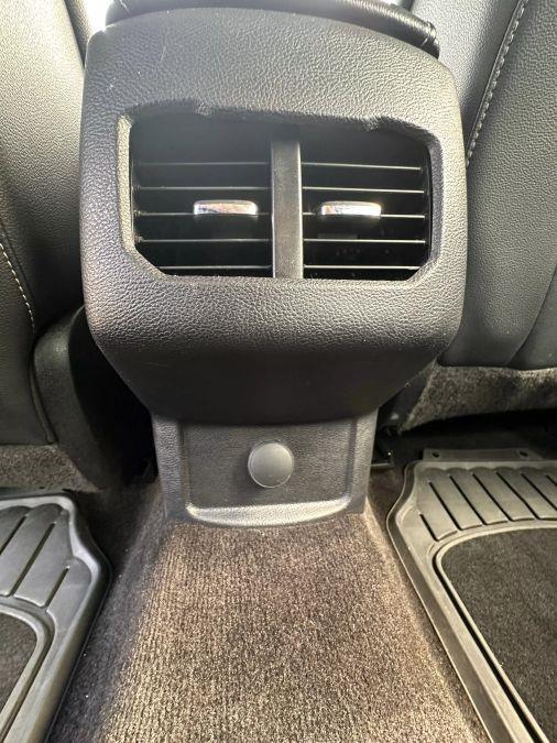2018 Ford Fusion Titanium Sedan 4D photo