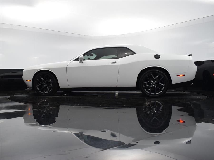 2023 Dodge Challenger GT photo