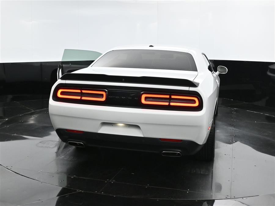 2023 Dodge Challenger GT photo