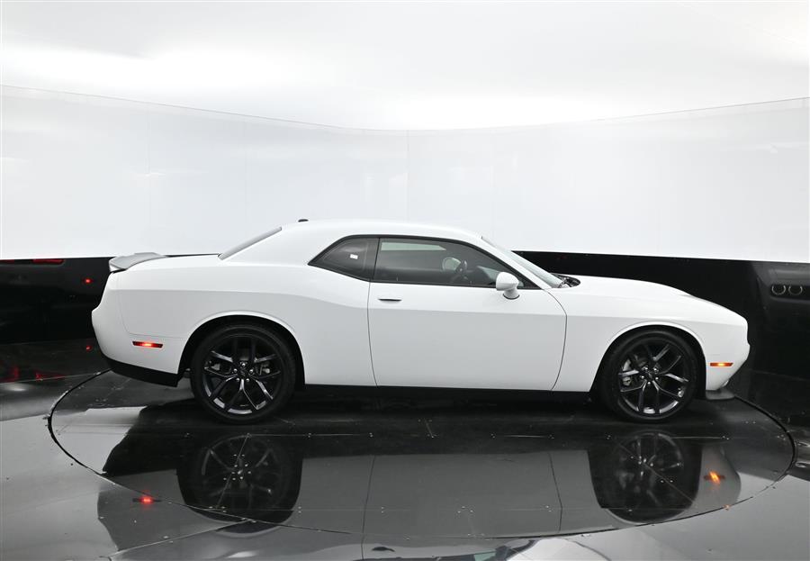 2023 Dodge Challenger GT photo