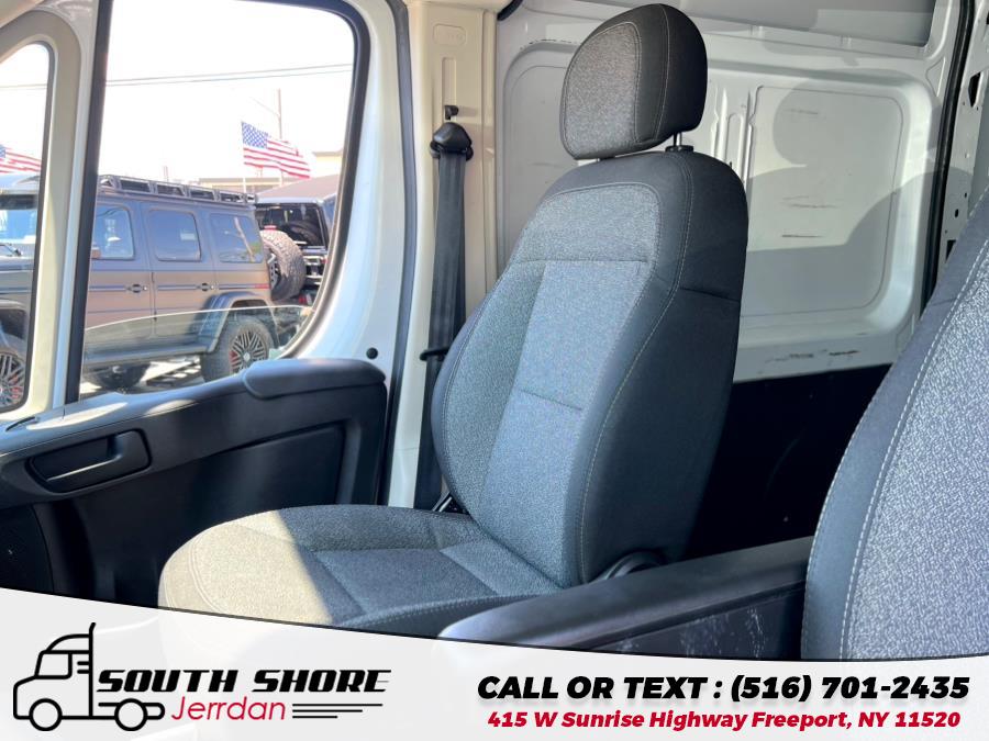 2022 RAM ProMaster Cargo Van 2500 High Roof 159
