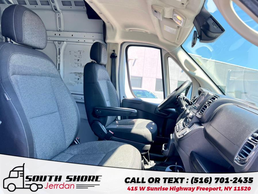 2022 RAM ProMaster Cargo Van 2500 High Roof 159