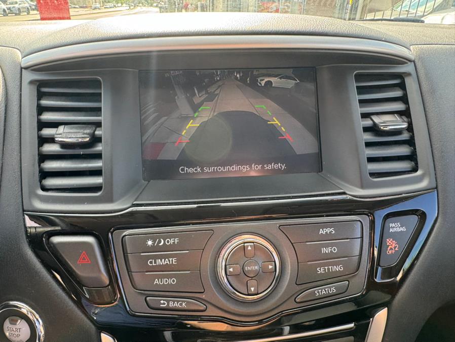 2018 Nissan Pathfinder 4x4 S photo