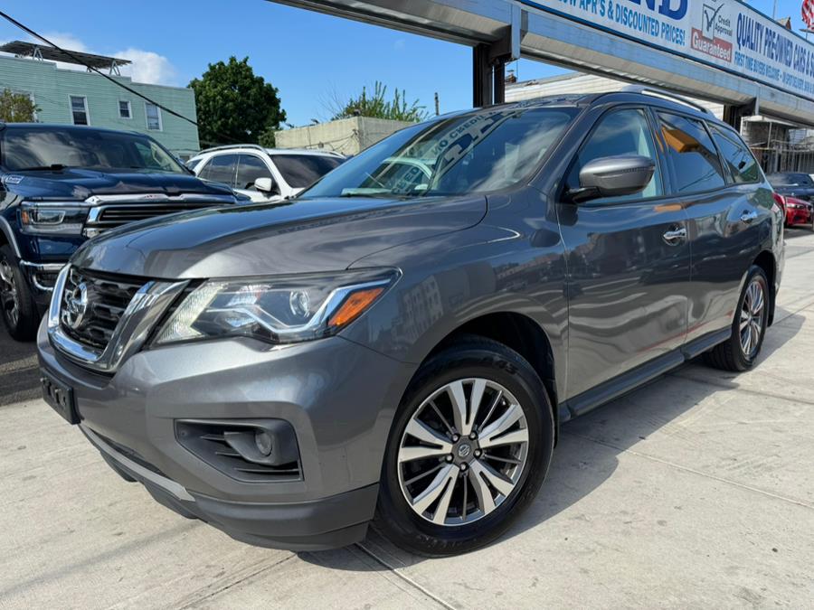 2018 Nissan Pathfinder 4x4 S photo