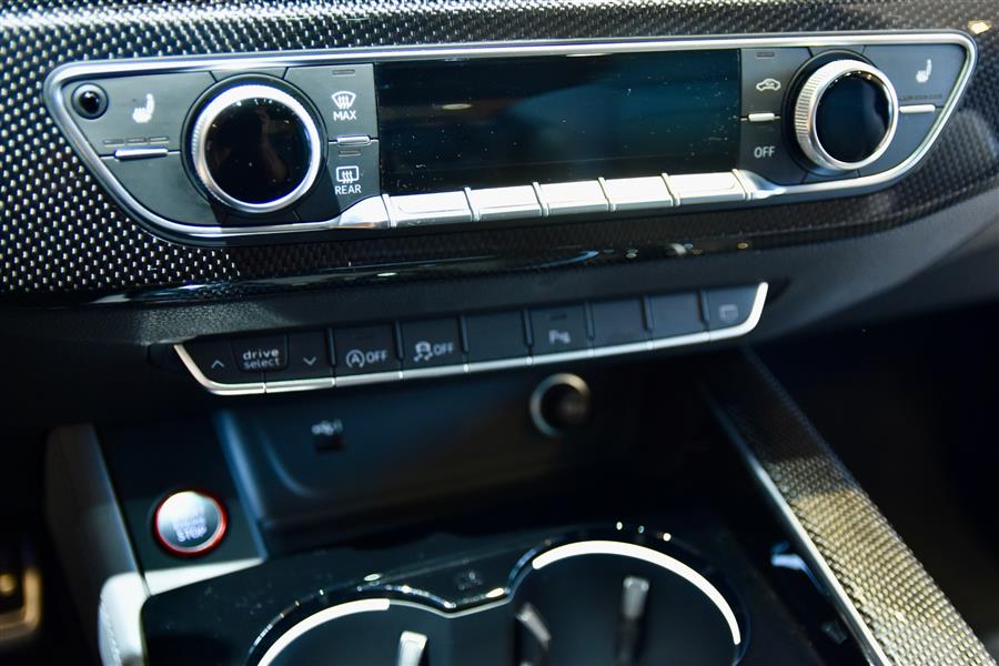 2023 Audi S4 3.0T quattro Premium Plus photo