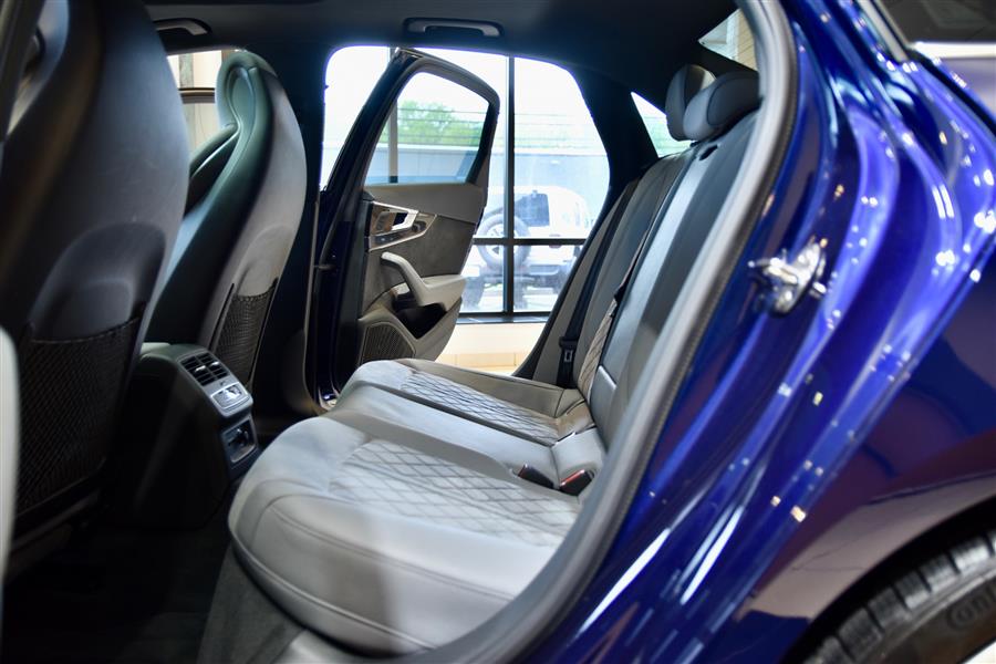 2023 Audi S4 3.0T quattro Premium Plus photo