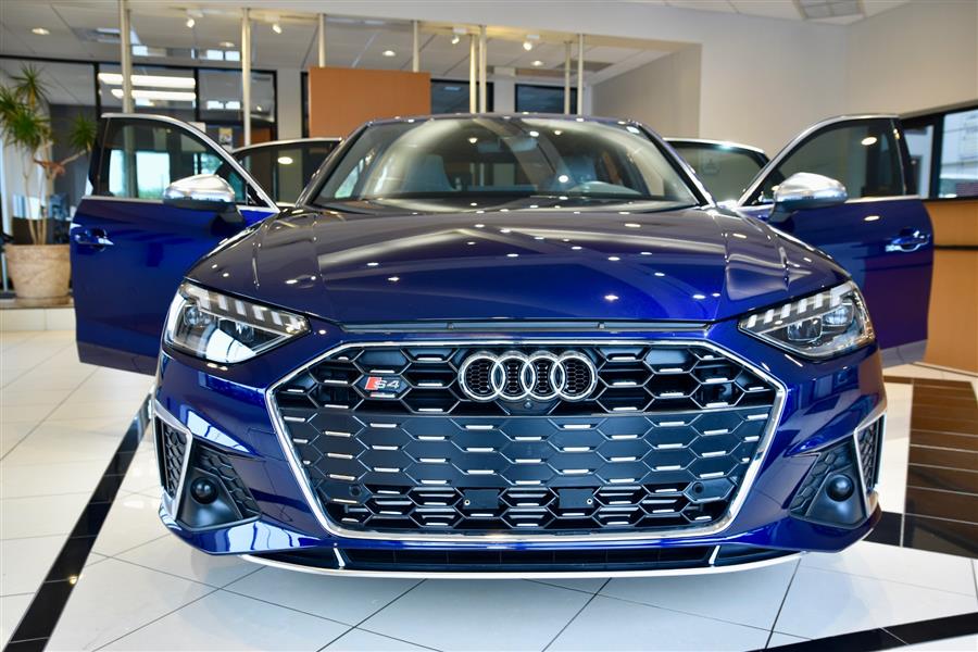 2023 Audi S4 3.0T quattro Premium Plus photo