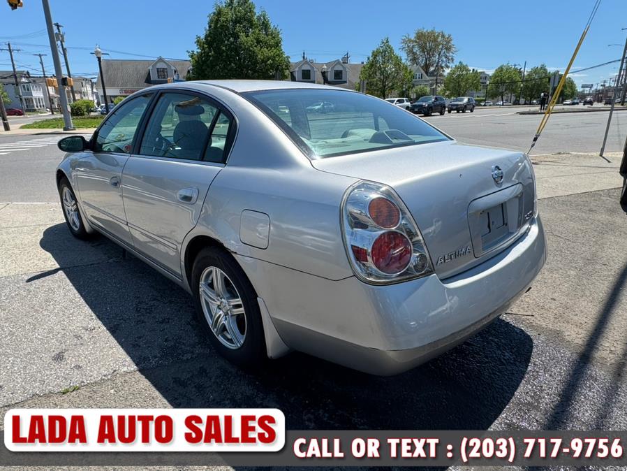 2004 Nissan Altima 2.5 photo