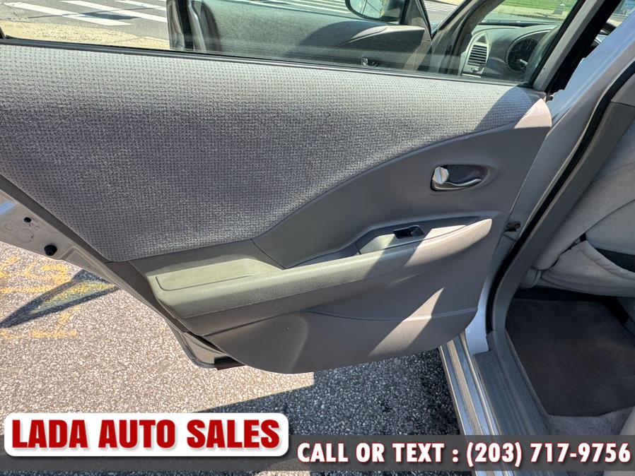 2004 Nissan Altima 2.5 photo