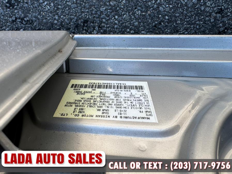 2004 Nissan Altima 2.5 photo