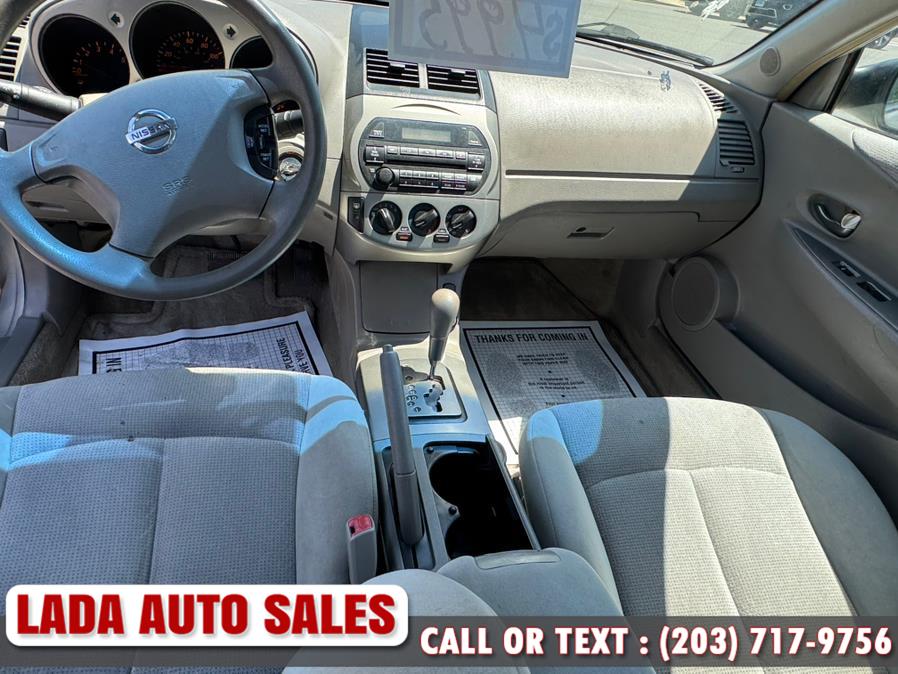 2004 Nissan Altima 2.5 photo