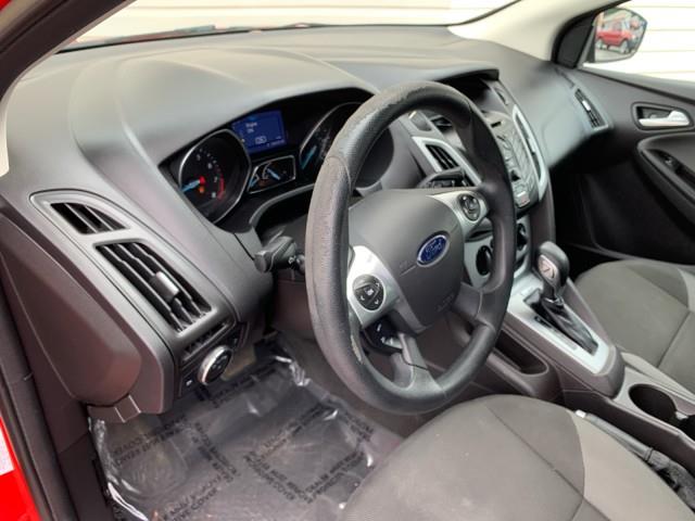 2014 Ford Focus SE photo