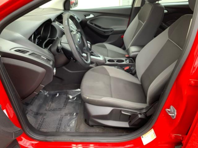 2014 Ford Focus SE photo