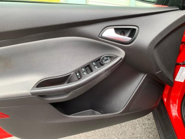 2014 Ford Focus SE photo