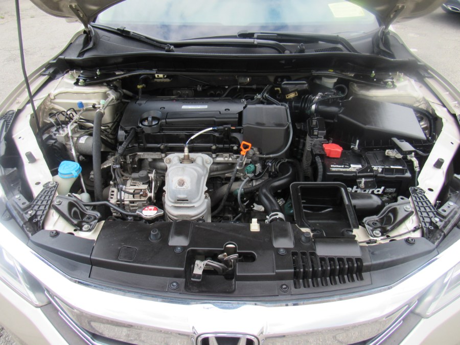 2017 Honda Accord EX  w/Honda Sensing photo