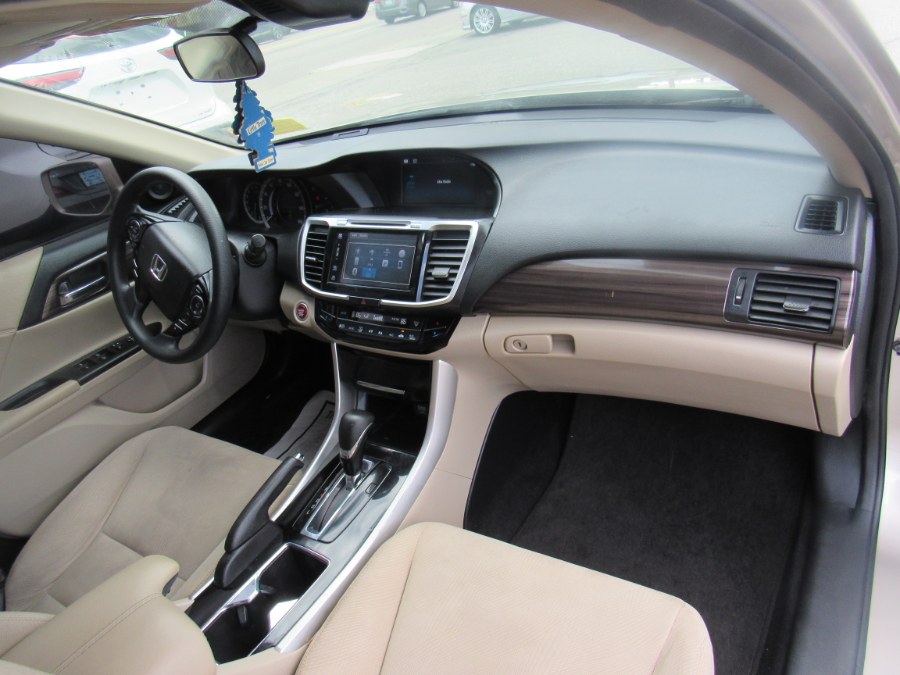 2017 Honda Accord EX  w/Honda Sensing photo