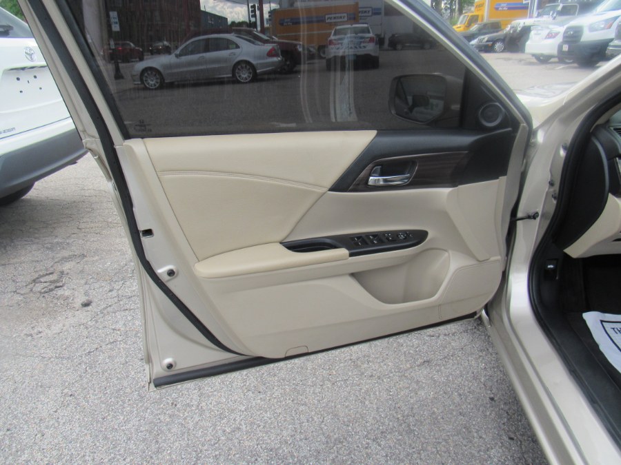 2017 Honda Accord EX  w/Honda Sensing photo