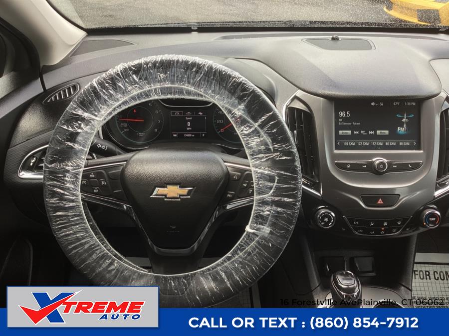 2018 Chevrolet Cruze 4dr HB 1.4L LT w/1SD photo
