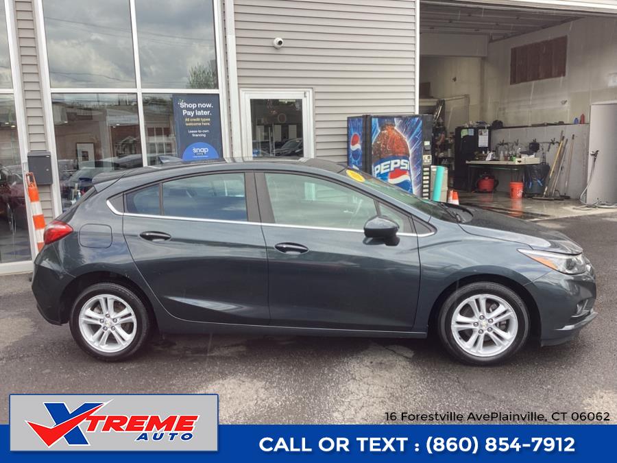 2018 Chevrolet Cruze 4dr HB 1.4L LT w/1SD photo