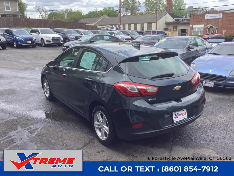 2018 Chevrolet Cruze 4dr HB 1.4L LT w/1SD photo