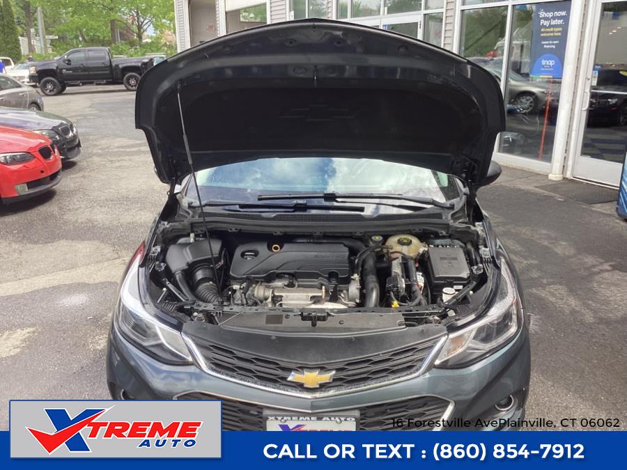 2018 Chevrolet Cruze 4dr HB 1.4L LT w/1SD photo