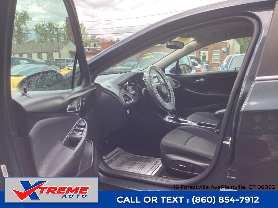2018 Chevrolet Cruze 4dr HB 1.4L LT w/1SD photo