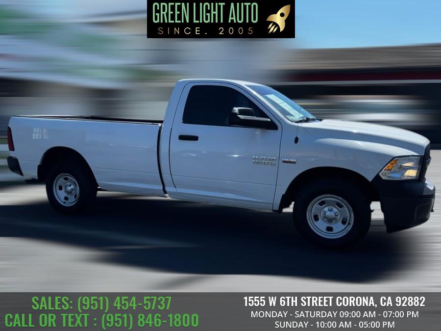 2015 RAM 1500 4WD Reg Cab 140.5