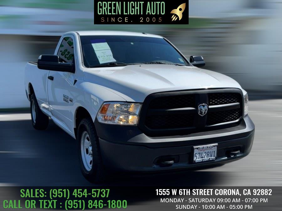 2015 RAM 1500 4WD Reg Cab 140.5