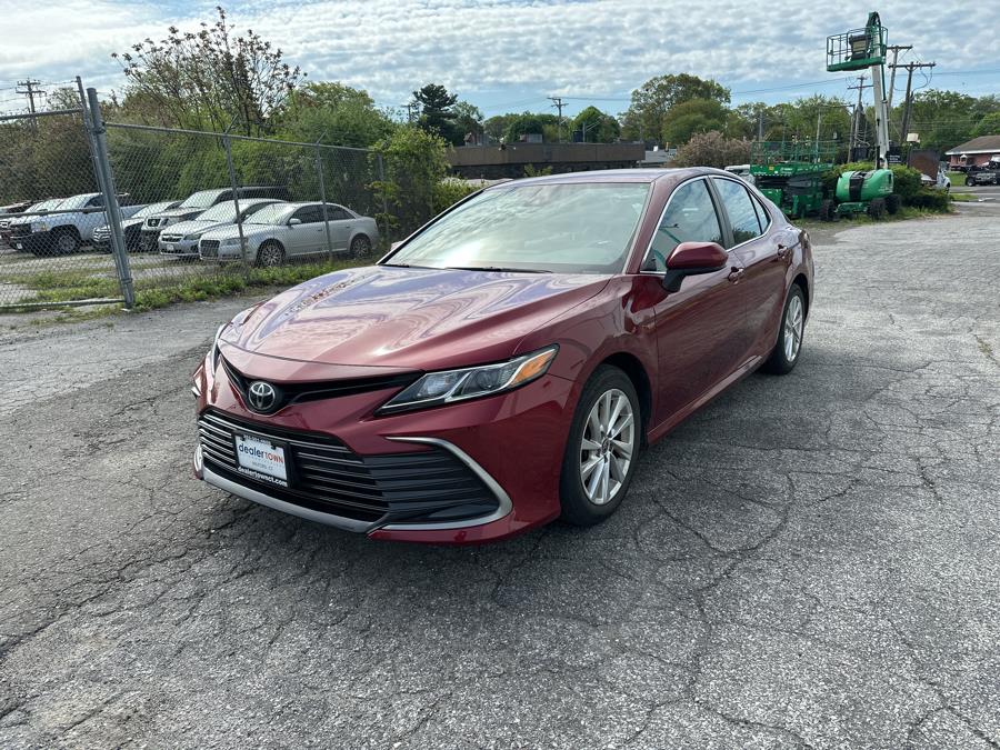 2021 Toyota Camry LE Auto (Natl) photo