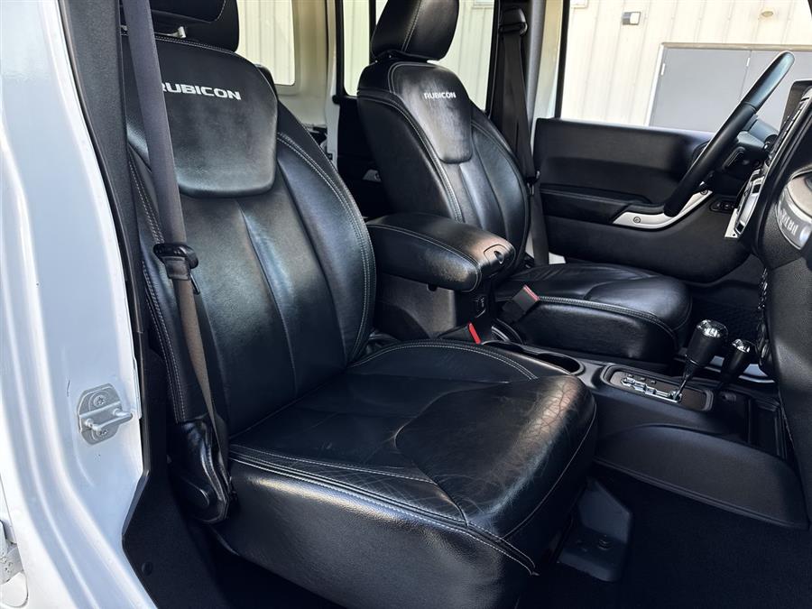 2016 Jeep Wrangler Unlimited Rubicon photo