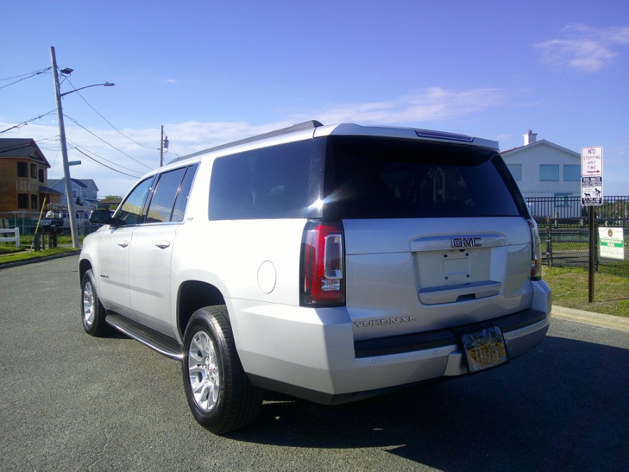 2017 GMC Yukon XL 4WD 4dr SLT photo