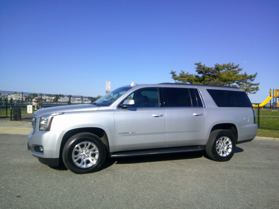 2017 GMC Yukon XL 4WD 4dr SLT photo