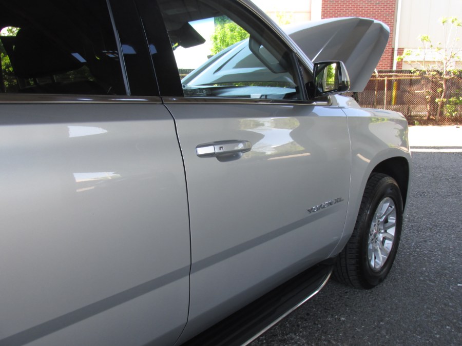 2017 GMC Yukon XL 4WD 4dr SLT photo