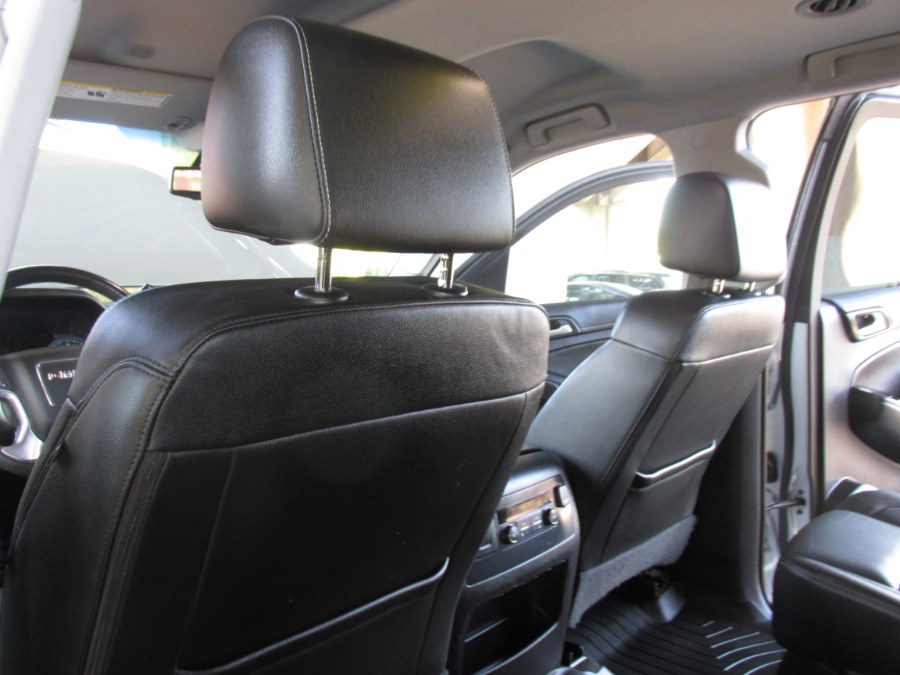 2017 GMC Yukon XL 4WD 4dr SLT photo