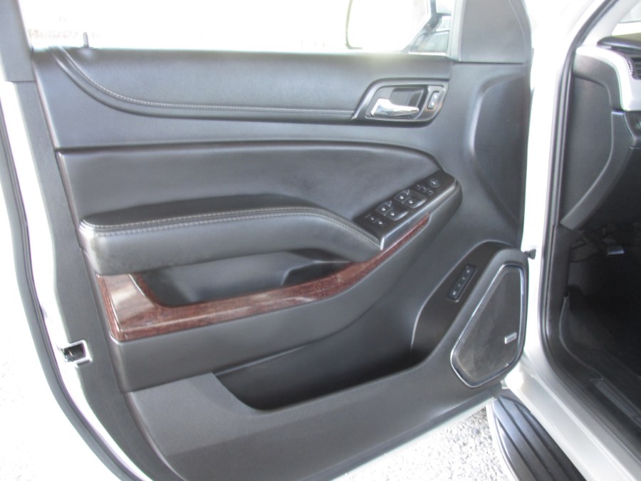 2017 GMC Yukon XL 4WD 4dr SLT photo